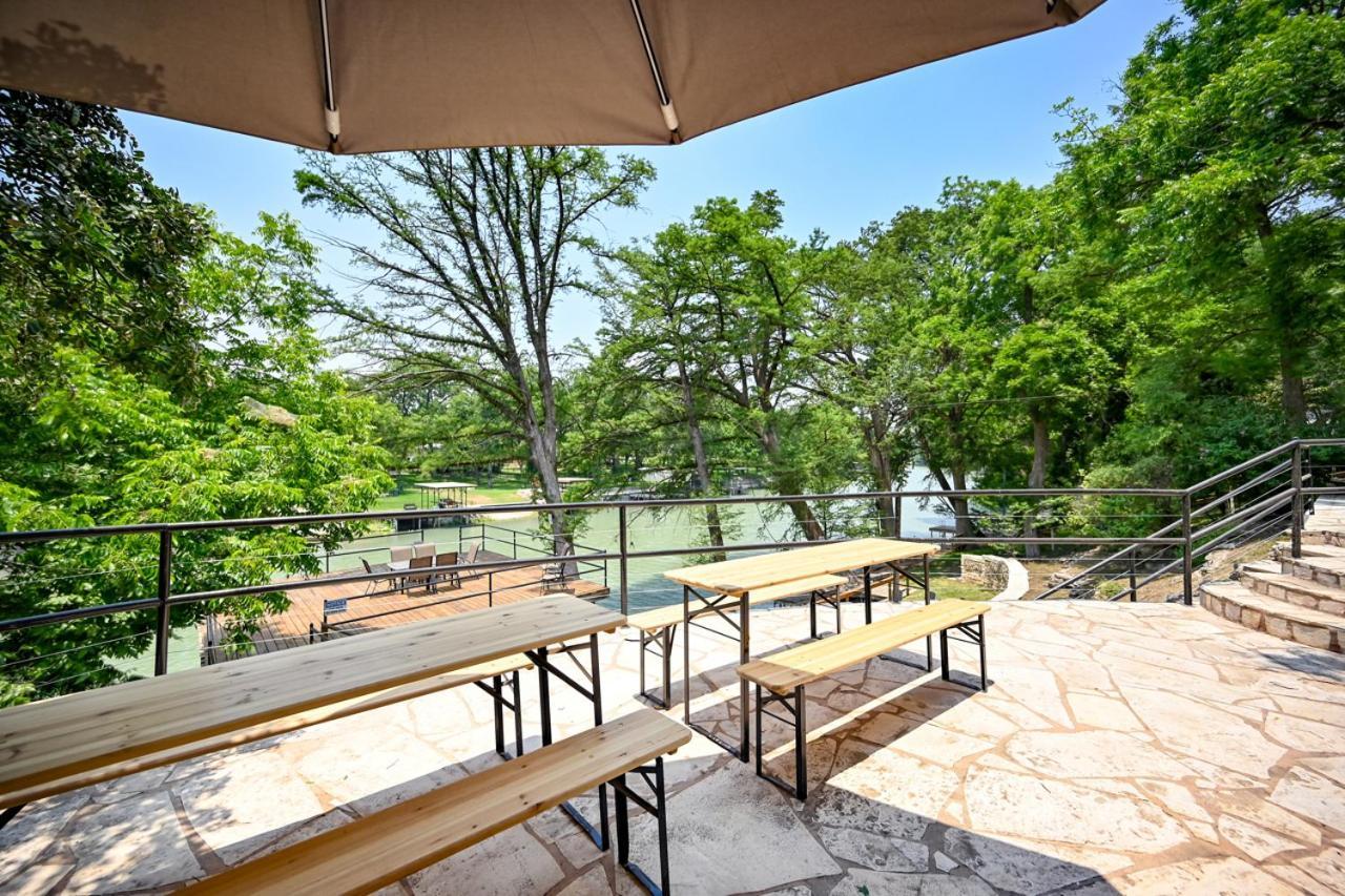 Luxury Lakefront Oasis With Boat Dock-Firepit McQueeney Εξωτερικό φωτογραφία