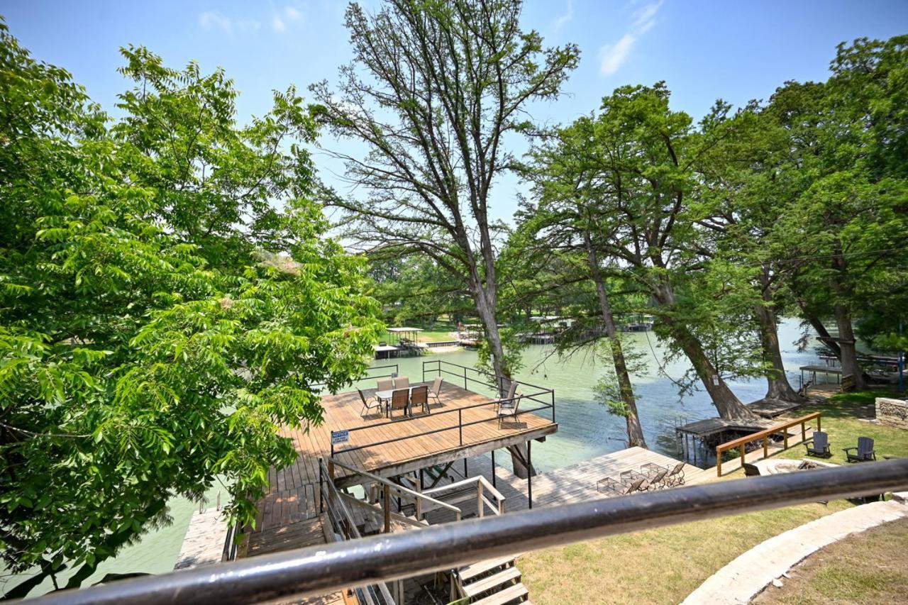 Luxury Lakefront Oasis With Boat Dock-Firepit McQueeney Εξωτερικό φωτογραφία