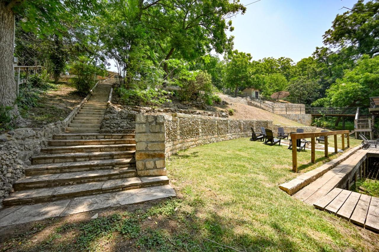 Luxury Lakefront Oasis With Boat Dock-Firepit McQueeney Εξωτερικό φωτογραφία